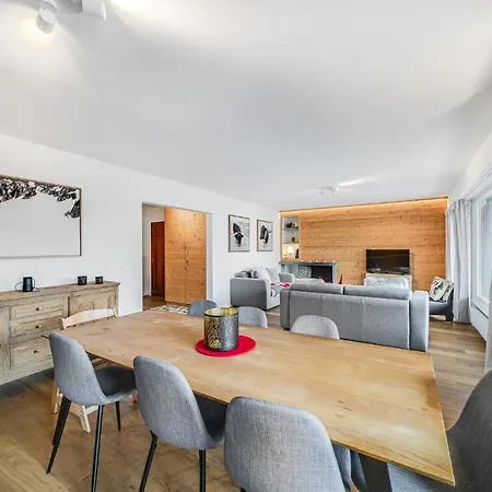 In The Heart Of Crans, Fireplace And Parking Buitenkant foto